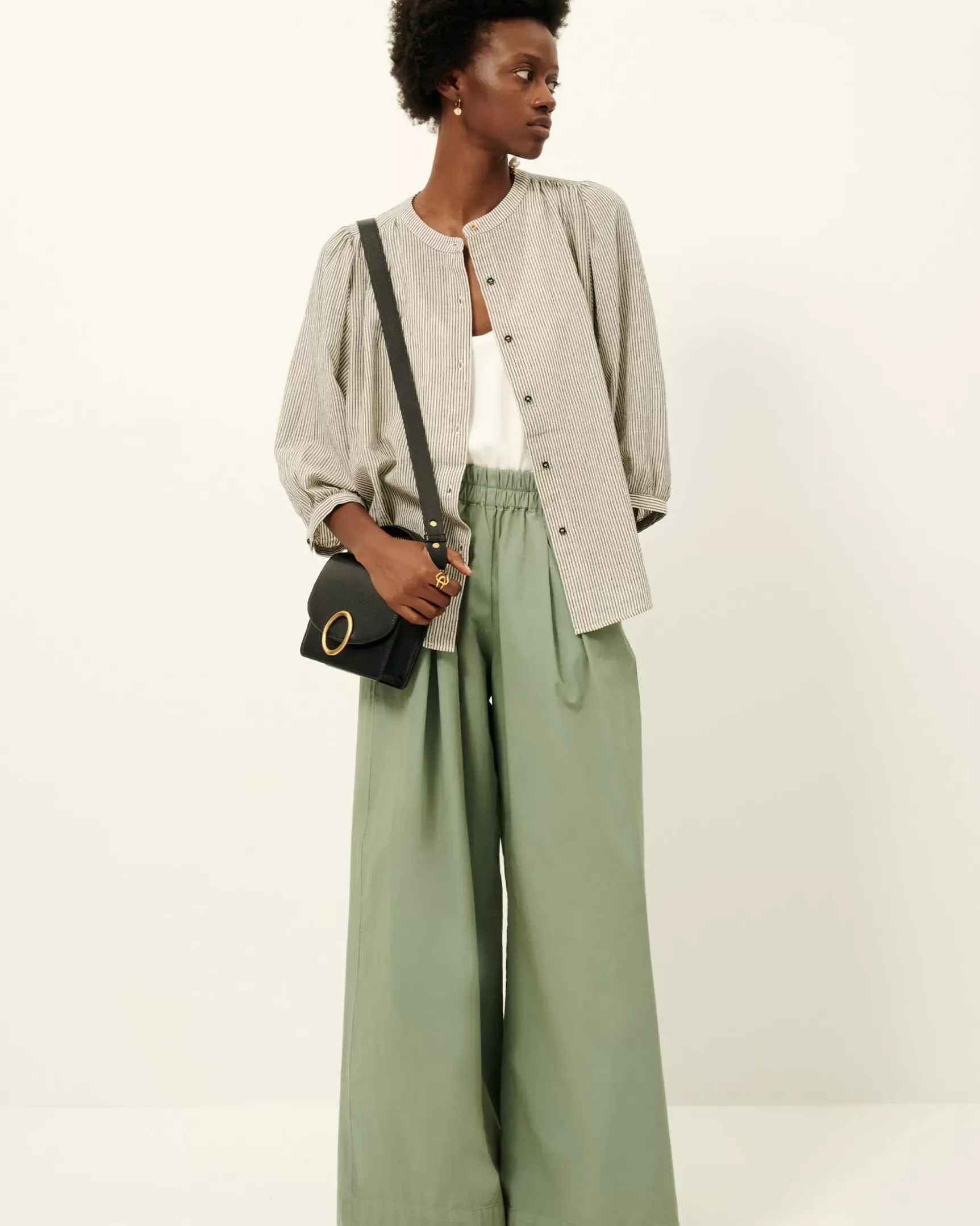 Sale A view Chemises et blouses