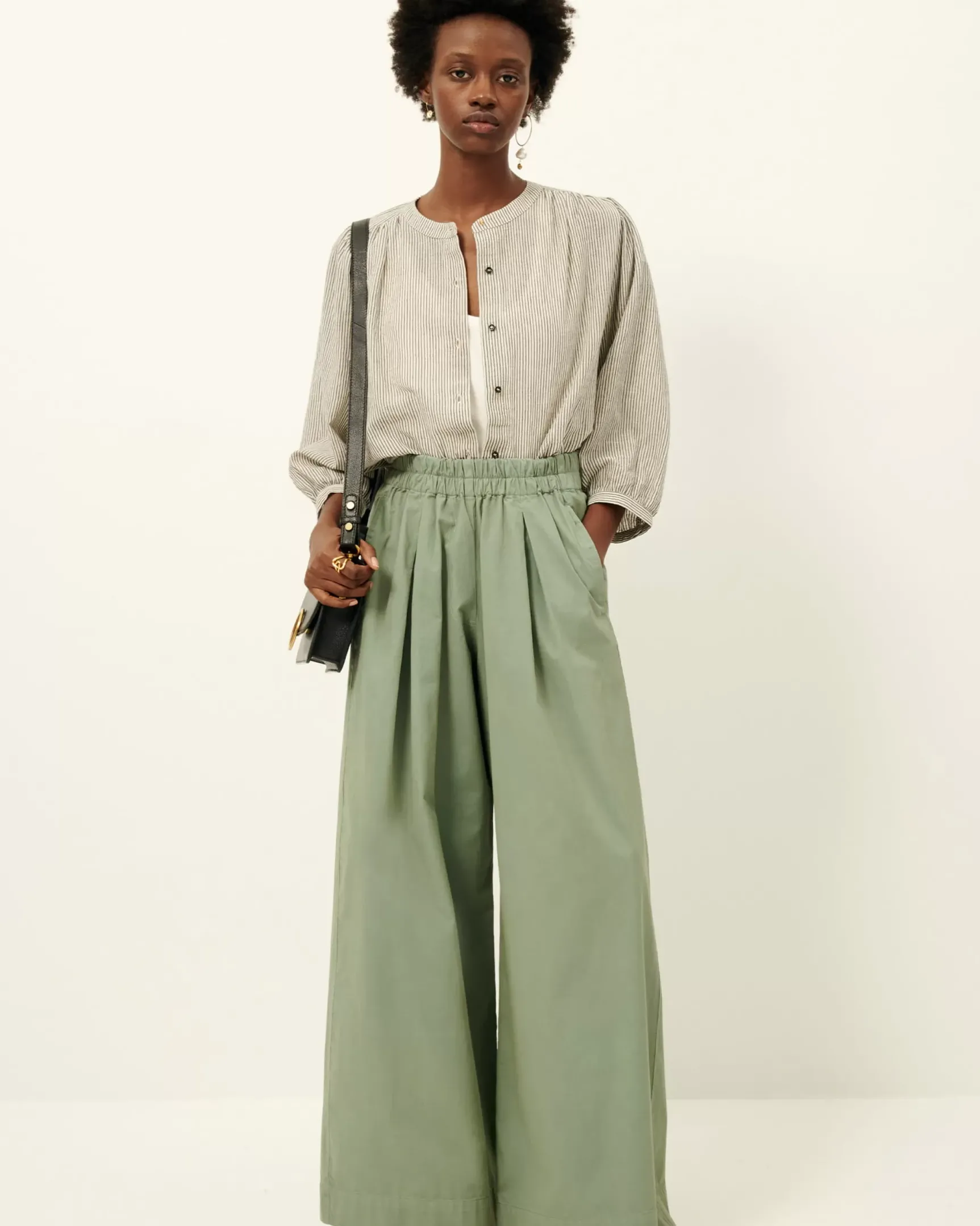 Sale A view Chemises et blouses