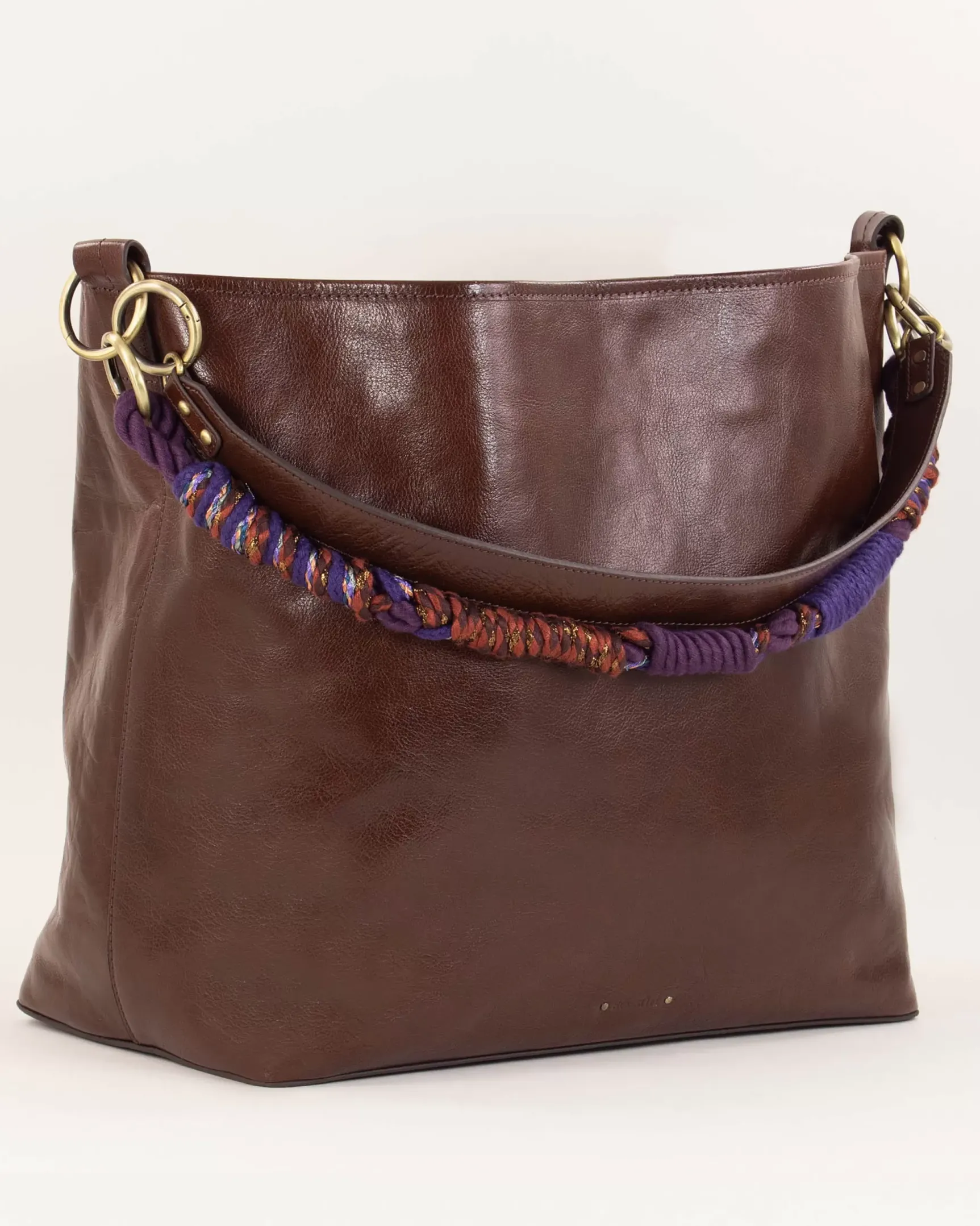 Clearance Leo l Sacs