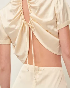 Online Nori oui Tops