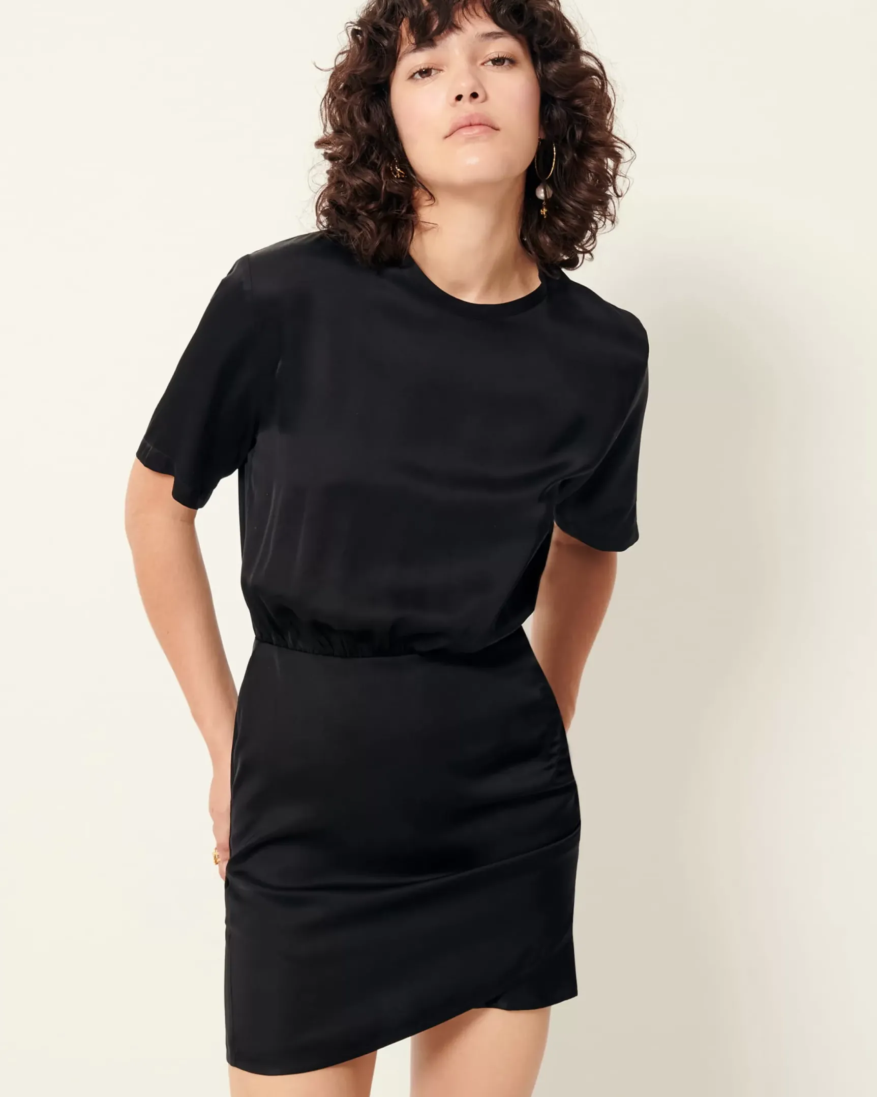 Discount Thea Courtes